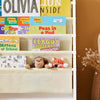 sobuyes.shopG225-W Bibliothèque Enfant Rangement Jouet Enfant avec 4 Poches Tissu Étagère Chambre pour Jouet et Livre Bibliothèque Meuble de Rangement Blanc 62x30x71cm