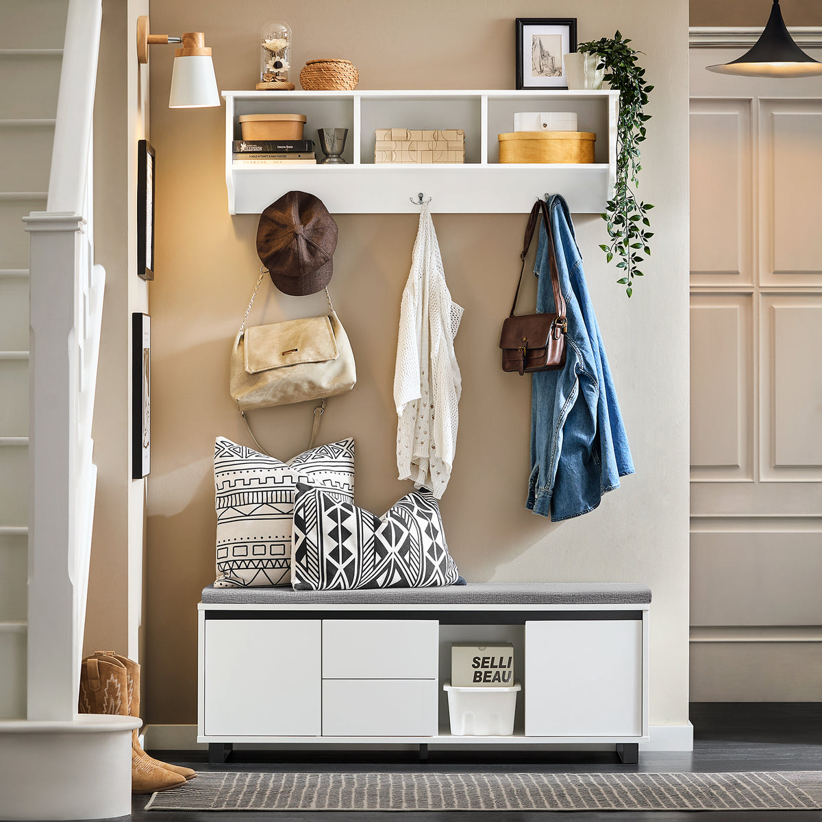 SoBuy FSR176-W Banc de Rangement, Banc à Chaussures, avec 1 Coussin Rembourré, 2 Tiroirs et 2 Portes pour Entrée