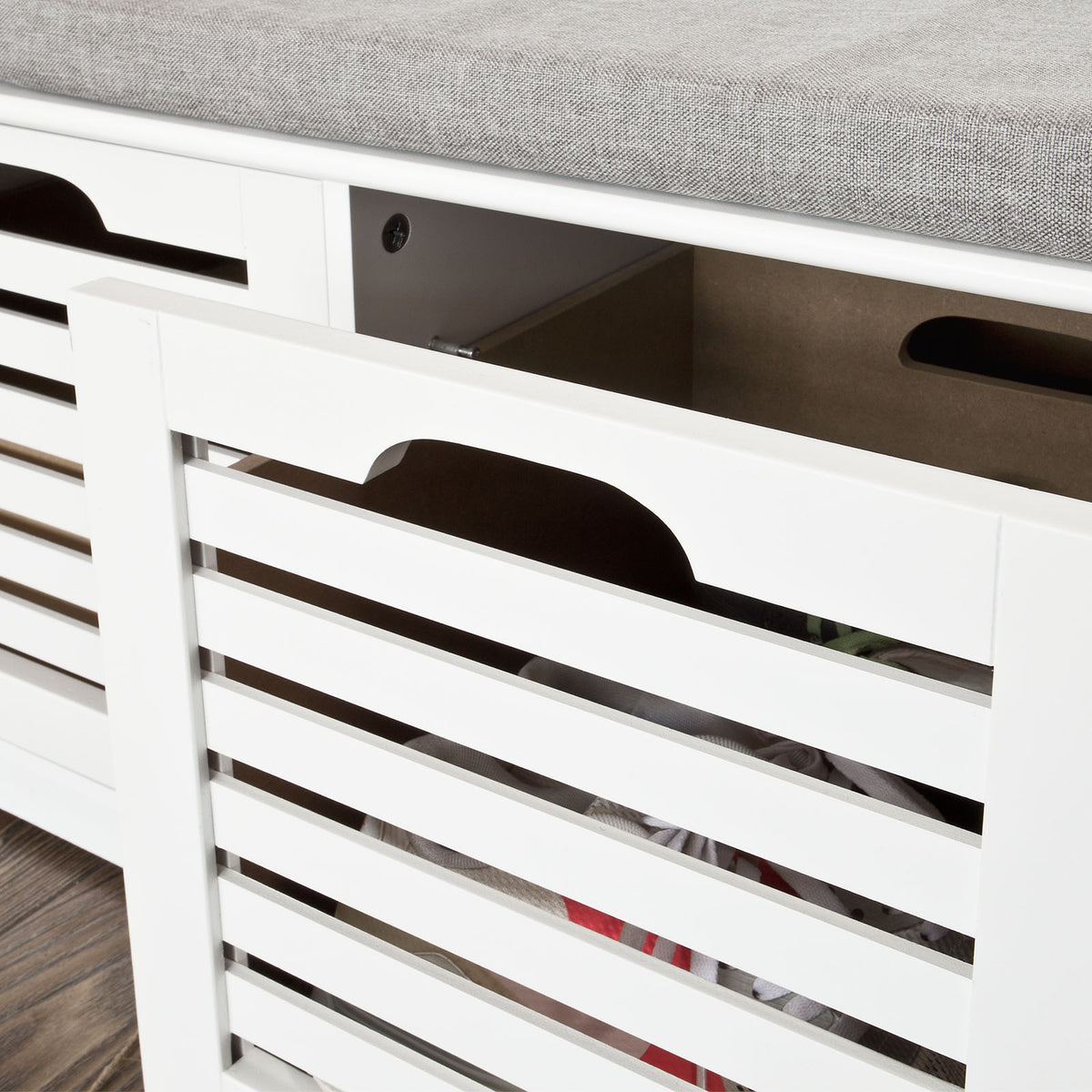 SoBuy FSR23-W Banc à Chaussures avec Coussin Rembourré et 3 Paniers de Rangement pour Entrée – 105x35x43 cm, Blanc